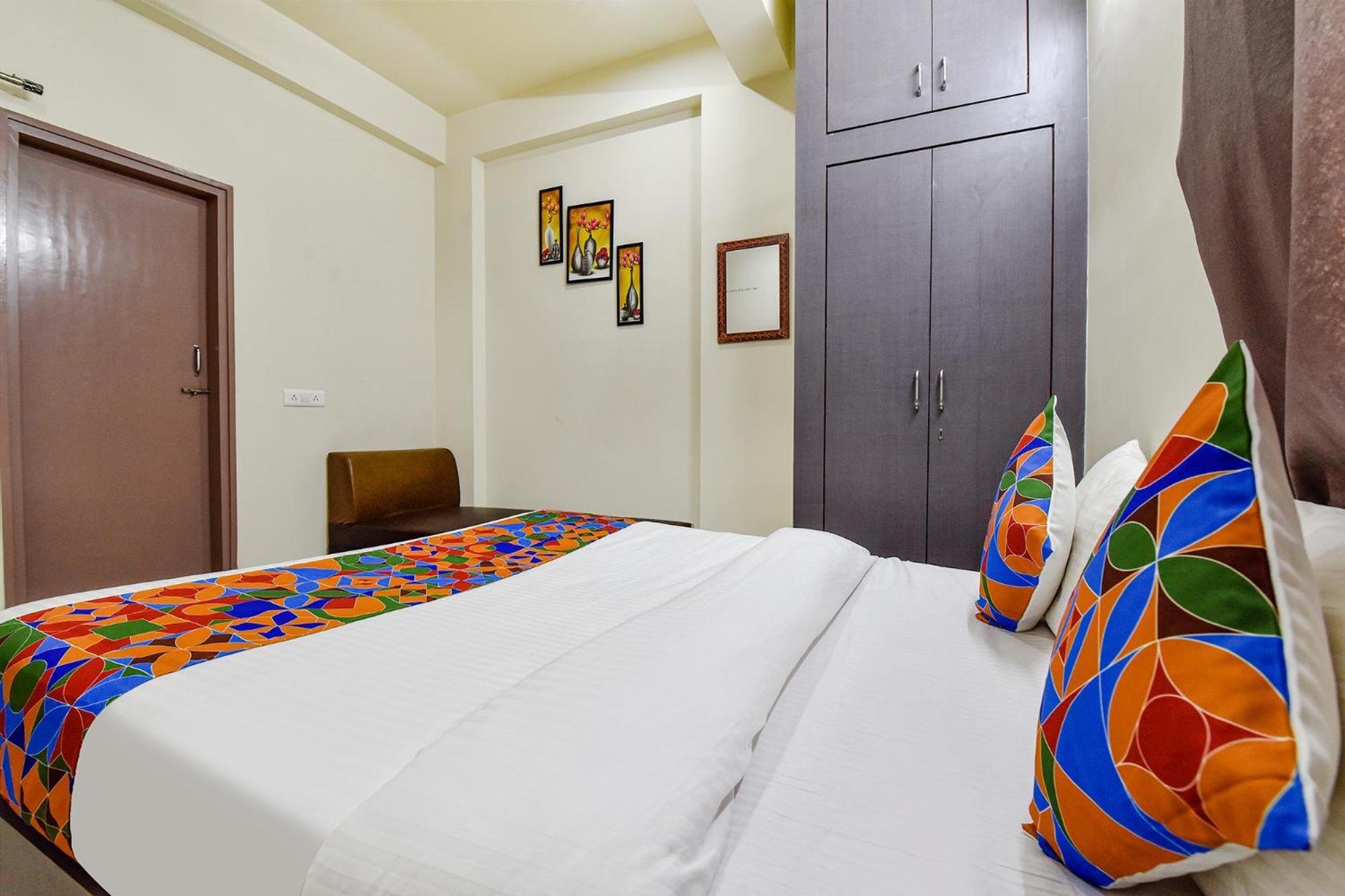 Fabhotel Moon Light Palace Dzsaipur Kültér fotó